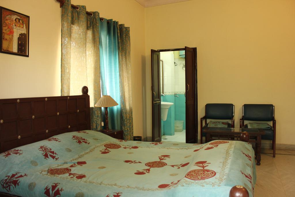 Janak Palace